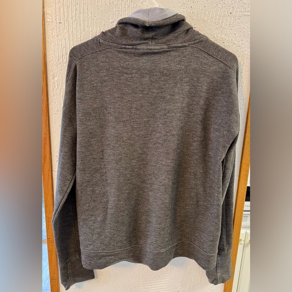 Under Armour Women's Hoodie - Picture 3 of 3